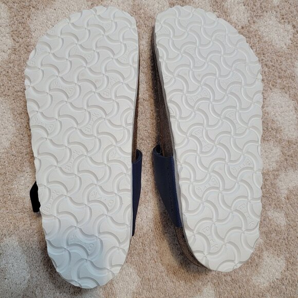 NEW Birkenstock Gizeh Sandals Sz 35, 5 US - Picture 4 of 9